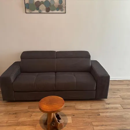 Apartment 2 *